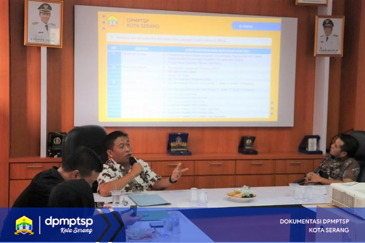 Evaluasi Data Indeks Kepuasan Masyarakat  DPMPTSP Kota Serang